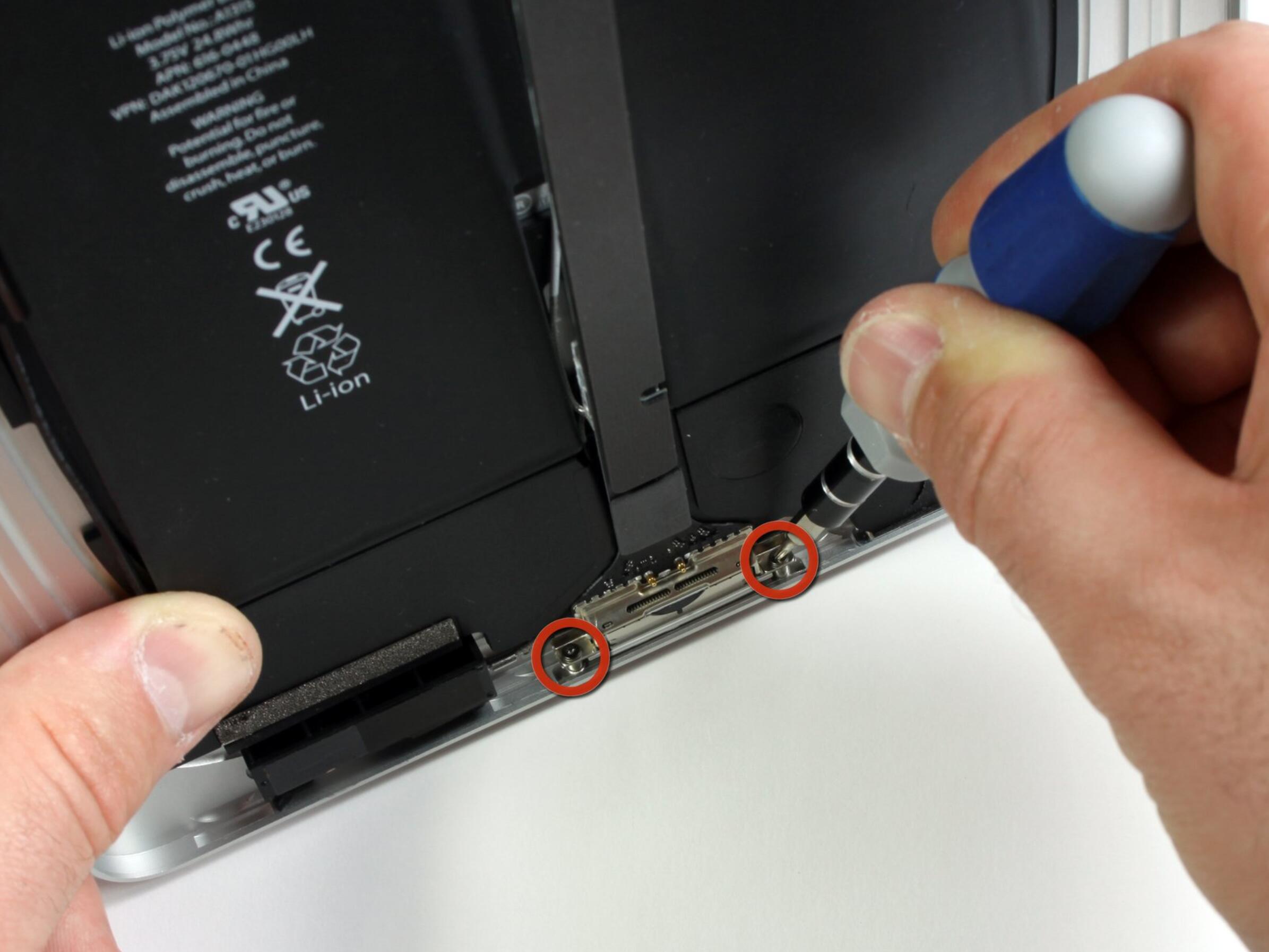 Apple A1315 Battery Replacement Guide