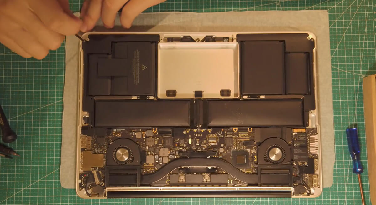 Apple A1437 Battery Replacement Guide