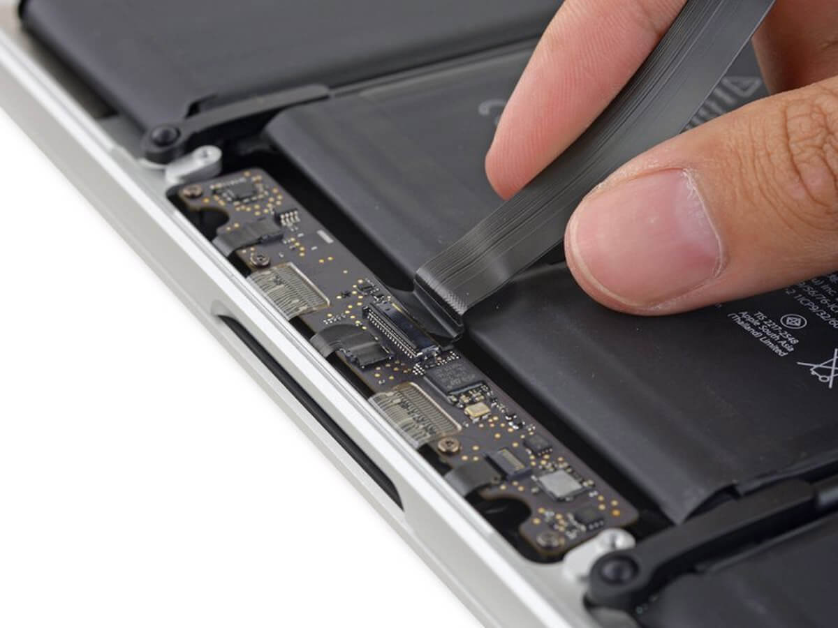 Apple A1582 Battery Replacement Guide