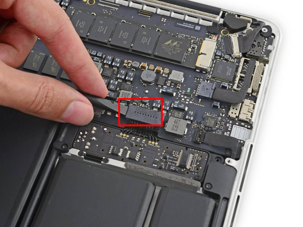 Apple A1582 Battery Replacement Guide