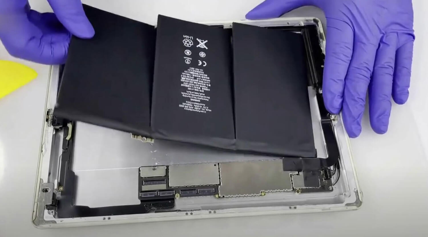 Apple IPAD 3 Battery Replacement Guide